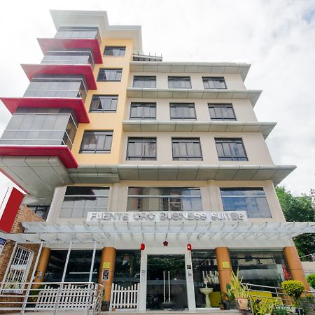 Fuente Oro Business Suites Cebu Powered By Cocotel Екстериор снимка